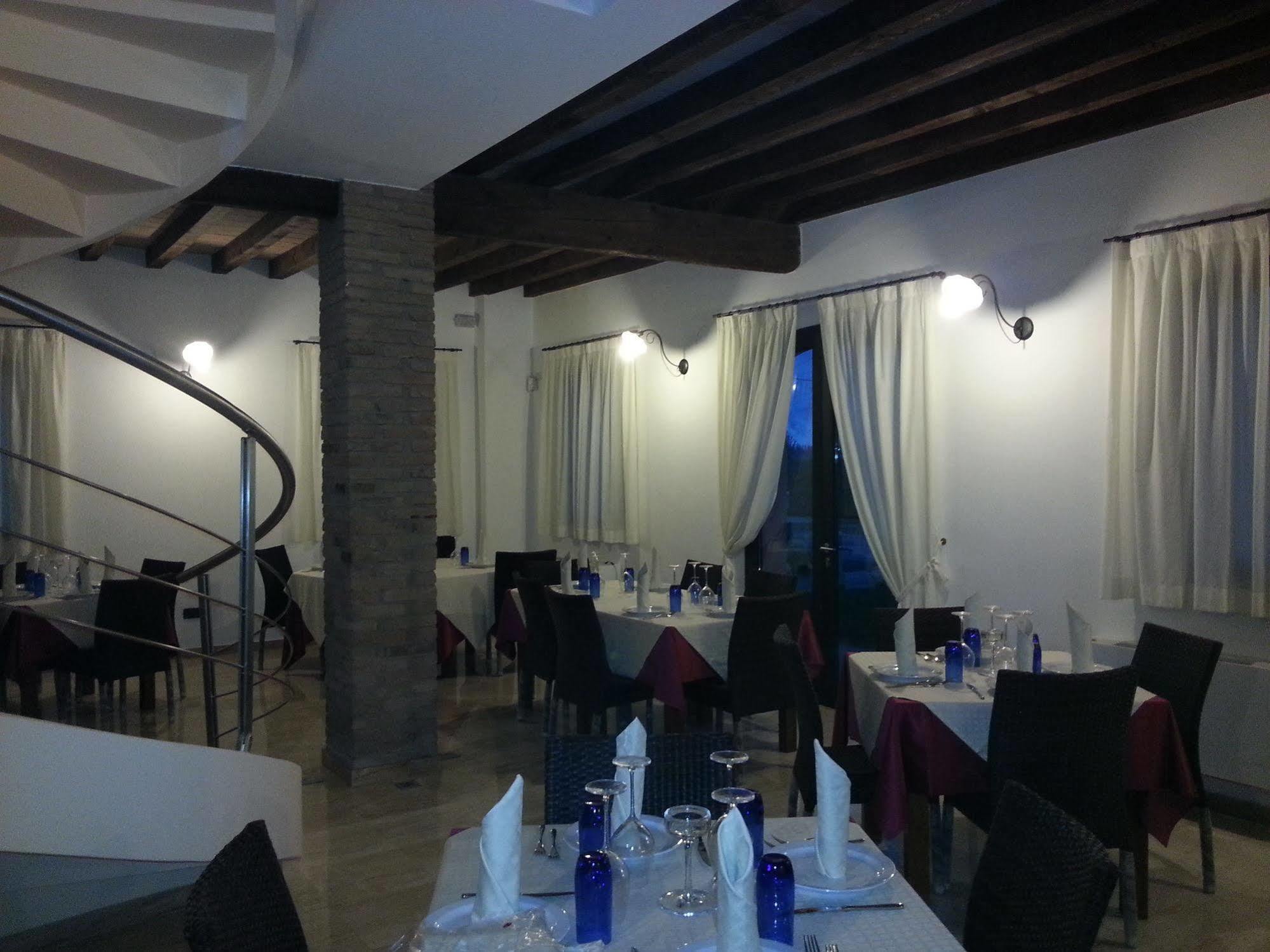 Hotel Hyknusa Reggio d'Emilie Extérieur photo